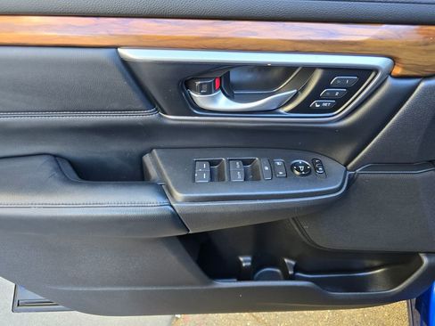 Used 2021 Honda CR-V Touring image 22