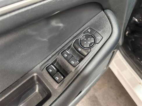 Used 2024 Ford Edge SEL AWD/4WD image 29