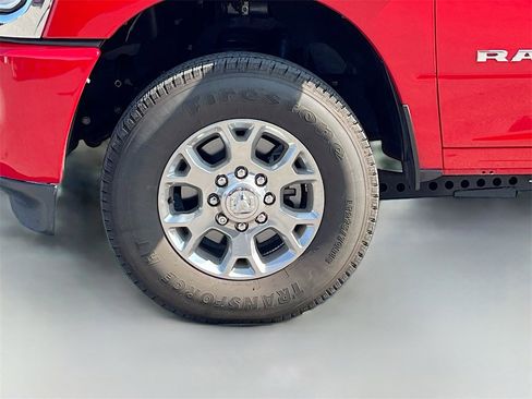 Used 2024 RAM 2500 Laramie w/ Safety Group image 28