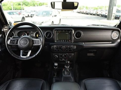 Used 2021 Jeep Wrangler Unlimited Sahara w/ Cold Weather Group AWD/4WD image 7