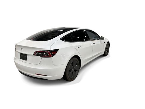 Certified 2023 Tesla Model 3 Standard Range RWD image 6