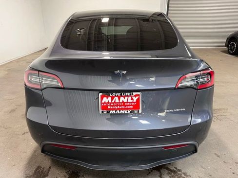 Used 2023 Tesla Model Y Long Range AWD/4WD image 4