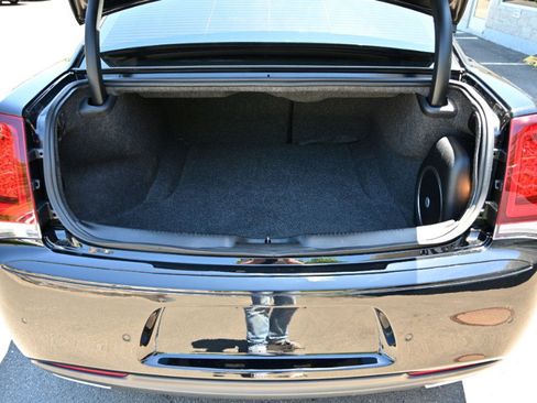 Used 2021 Chrysler 300 S w/ S Model Appearance Package RWD image 20