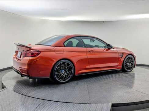 Used 2020 BMW M4 Convertible w/ Competition Package image 41