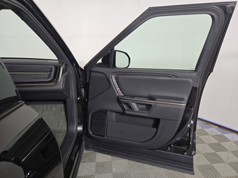 Used 2024 Rivian R1S Adventure AWD/4WD image 18