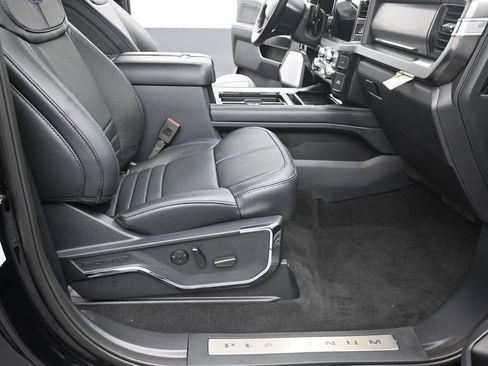 New 2026 Ford F250 Platinum image 13
