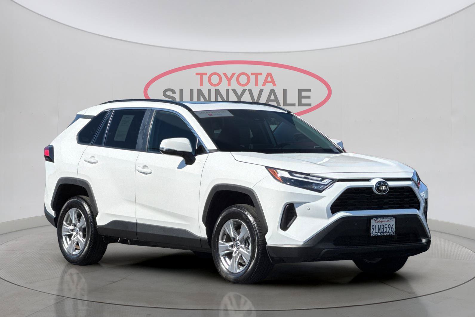 Used 2024 Toyota RAV4 XLE w/ Convenience Package FWD image 11