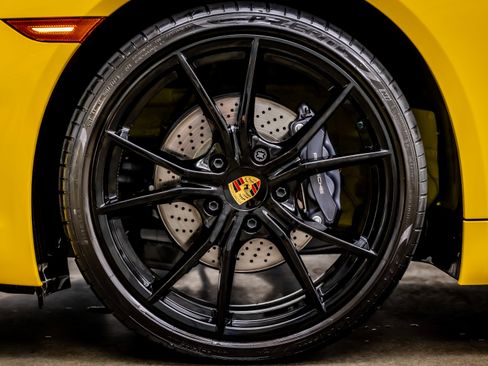 Used 2024 Porsche 718 Cayman image 36