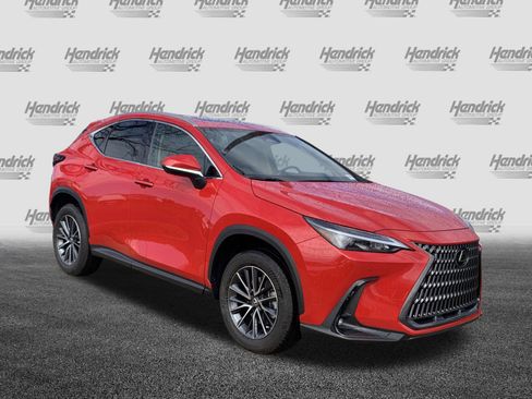 Certified 2025 Lexus NX 250 FWD w/ Towing Package (2000 Lbs) image 2