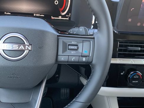 New 2026 Nissan Pathfinder SL w/ SL Premium Package FWD image 11