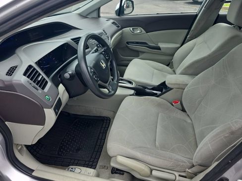 Used 2012 Honda Civic LX image 9
