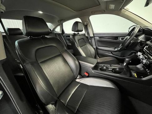 Used 2024 Honda Civic Touring image 9