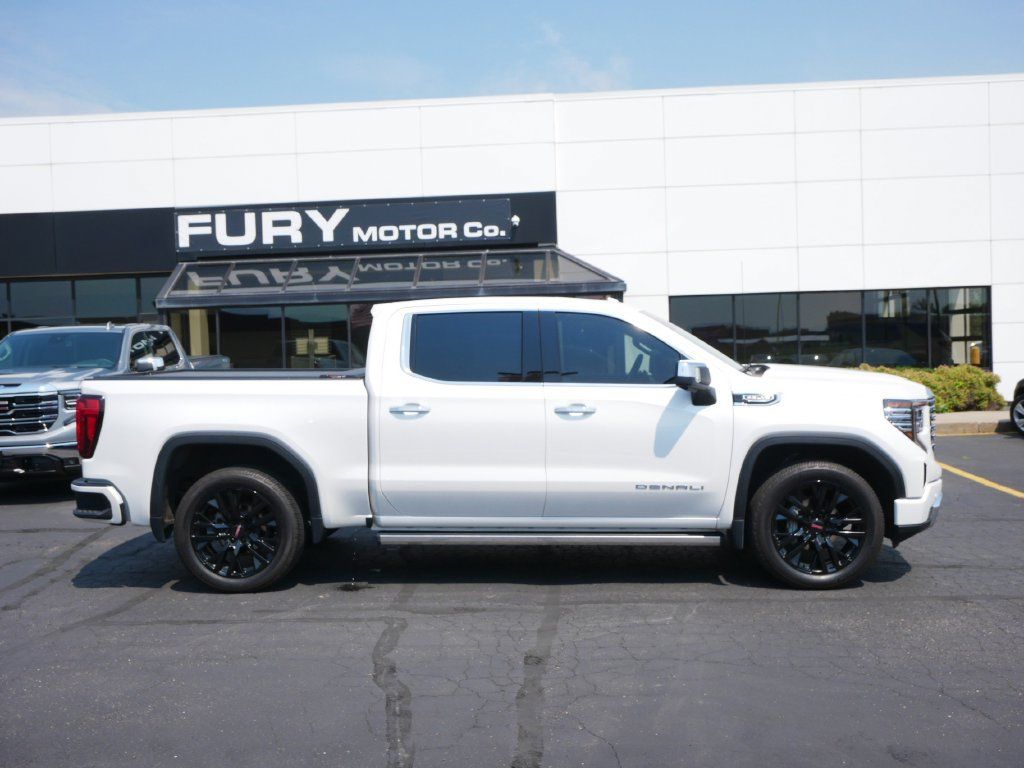 Certified 2022 GMC Sierra 1500 Denali w/ Denali Reserve Package AWD/4WD image 1