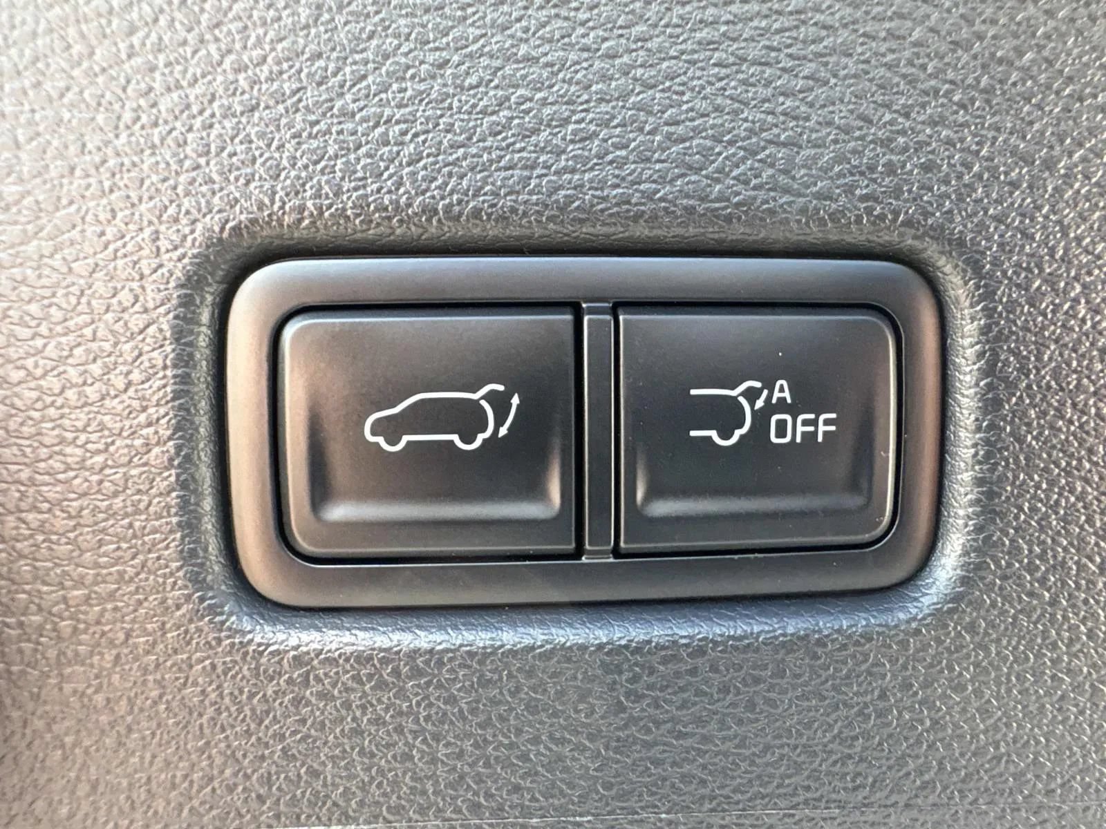 Used 2025 Kia Telluride S FWD image 23