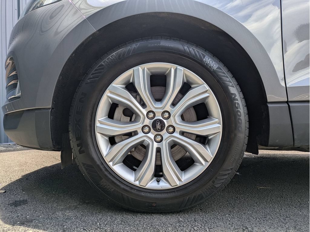 Used 2024 Ford Edge Titanium AWD/4WD image 27