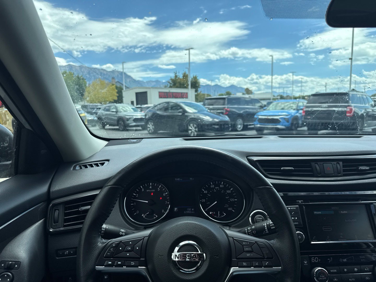 Used 2018 Nissan Rogue SV AWD/4WD image 21