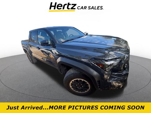 Used 2025 Toyota Tacoma TRD Off-Road image 1