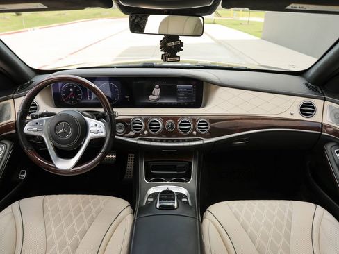 Used 2018 Mercedes-Benz S 560 4MATIC Sedan image 33