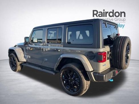 Used 2023 Jeep Wrangler Unlimited Sahara image 6