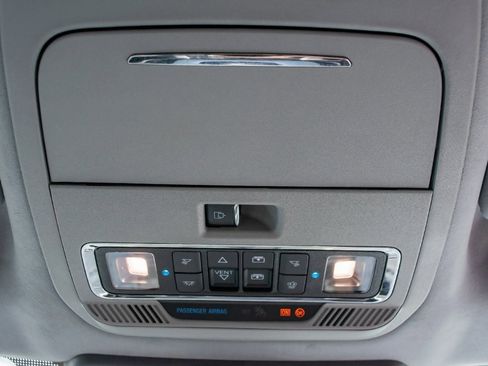 Used 2023 Ford F150 Limited image 39