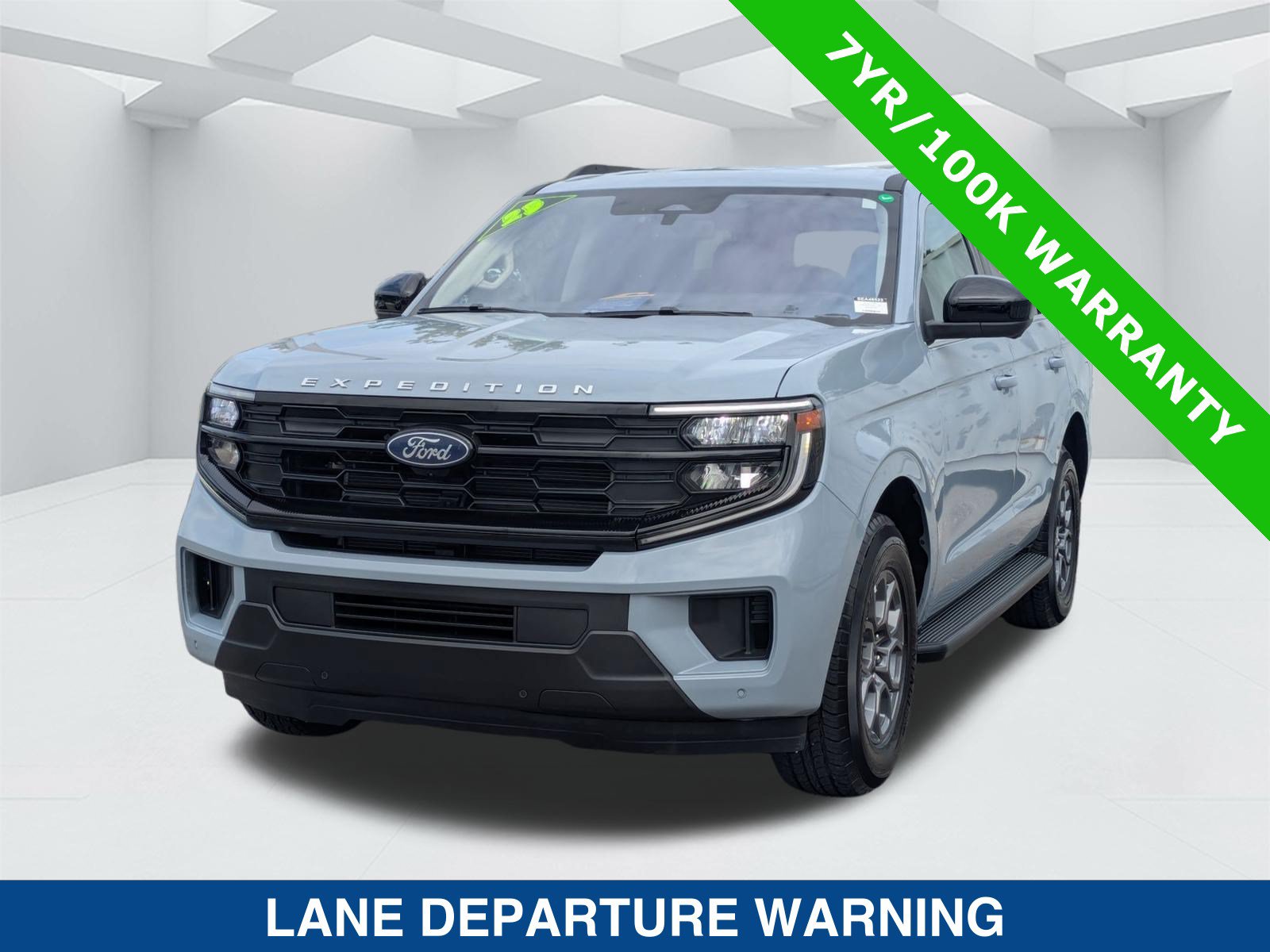 Certified 2025 Ford Expedition Active RWD image 8