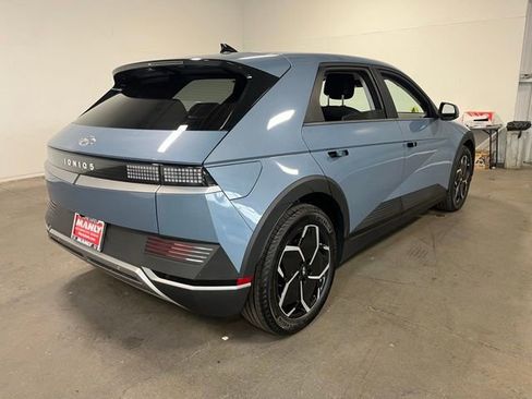 Used 2024 Hyundai Ioniq 5 SEL RWD image 3