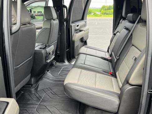 Used 2024 Chevrolet Silverado 2500 ZR2 w/ Technology Package image 20