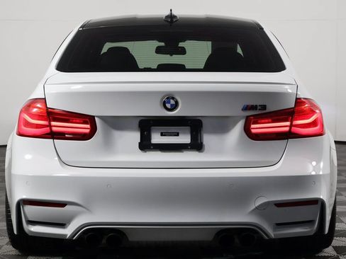 Used 2018 BMW M3 RWD image 5