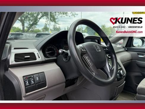 Used 2014 Honda Odyssey EX image 17
