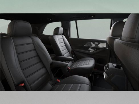 New 2026 Mercedes-Benz GLS 580 4MATIC image 43
