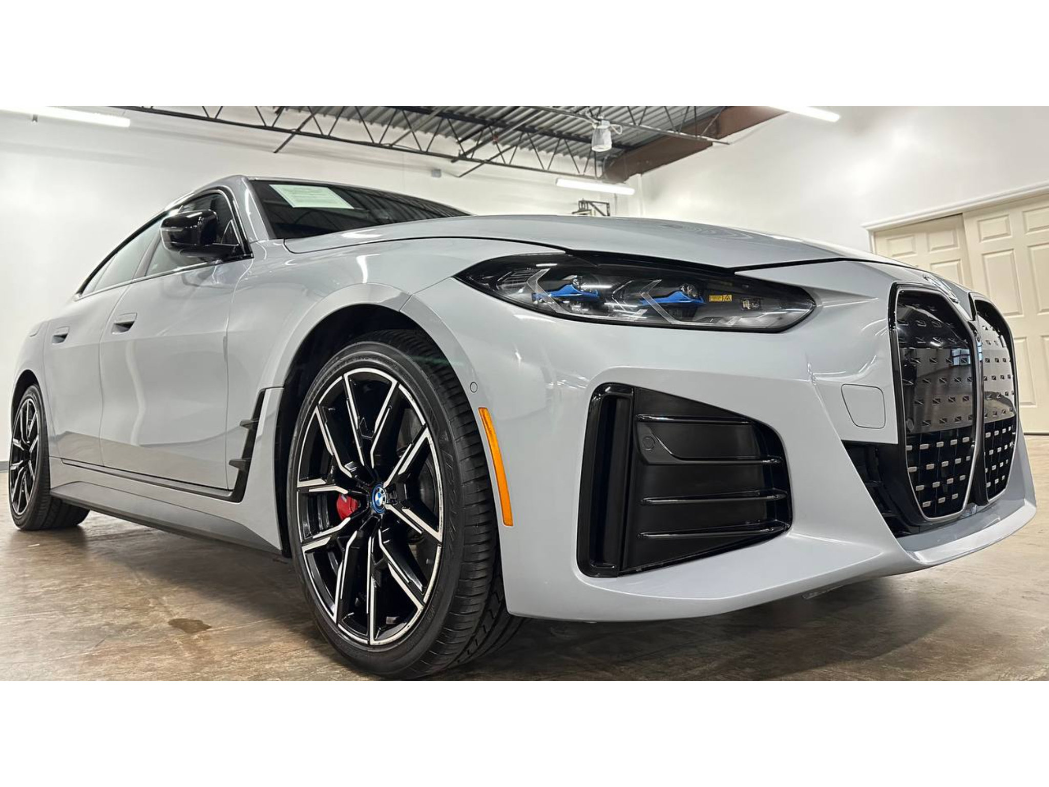 Used 2023 BMW i4 eDrive40 w/ M Sport Package RWD image 6