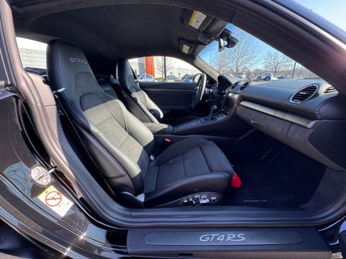 Used 2025 Porsche 718 Cayman GT4 RS image 53