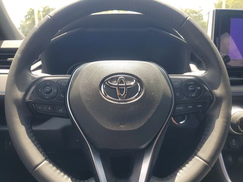 Used 2024 Toyota RAV4 SE AWD/4WD image 20