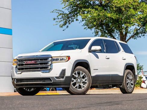 Certified 2022 GMC Acadia SLE FWD image 1