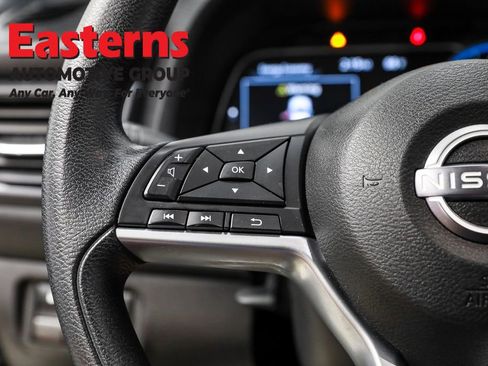 Used 2024 Nissan Leaf S image 15