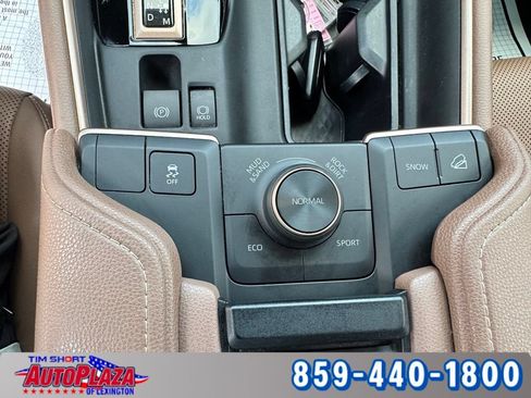 Used 2024 Toyota Grand Highlander AWD Hybrid image 26