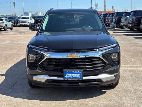 New 2026 Chevrolet TrailBlazer LT w/ Driver Confidence Package FWD image 2