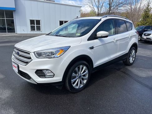 Used 2019 Ford Escape Titanium AWD/4WD image 1