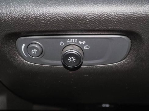 Certified 2023 Chevrolet Traverse LT FWD image 27
