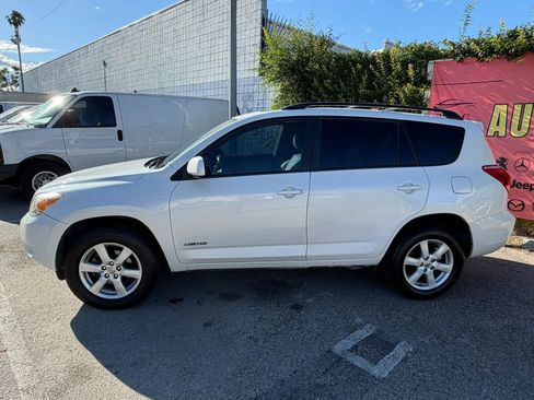 Used 2008 Toyota RAV4 Limited FWD image 5