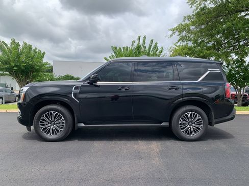 Used 2026 Nissan Armada Platinum RWD image 5
