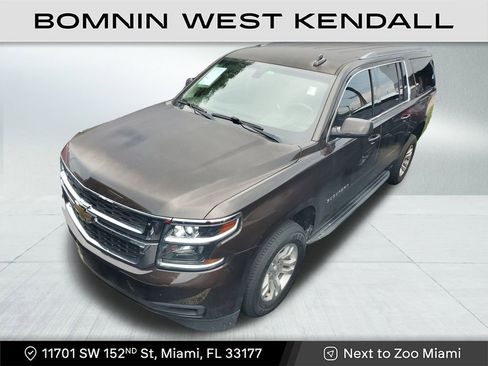 Used 2018 Chevrolet Suburban LS image 2