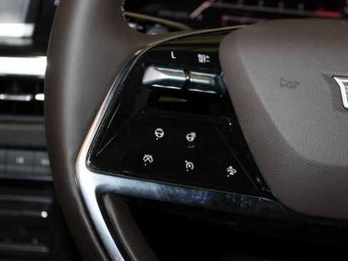 New 2026 Cadillac Escalade ESV Luxury w/ Touring Package image 26