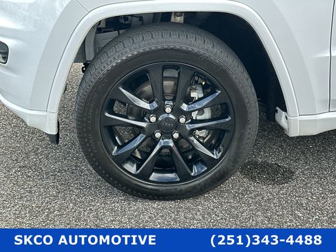 Used 2020 Jeep Grand Cherokee Altitude image 9