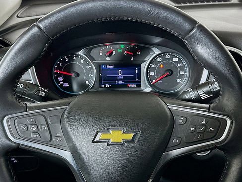 Used 2022 Chevrolet Equinox LT image 12