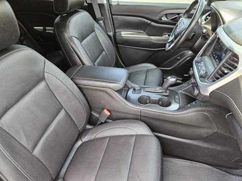 Used 2017 GMC Acadia SLT FWD image 14