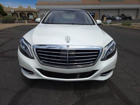 Used 2017 Mercedes-Benz S 550 Sedan image 2