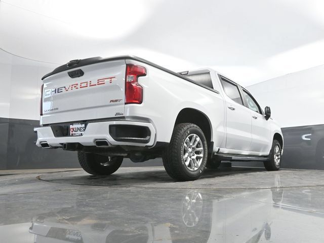 Used 2024 Chevrolet Silverado 1500 RST AWD/4WD image 43