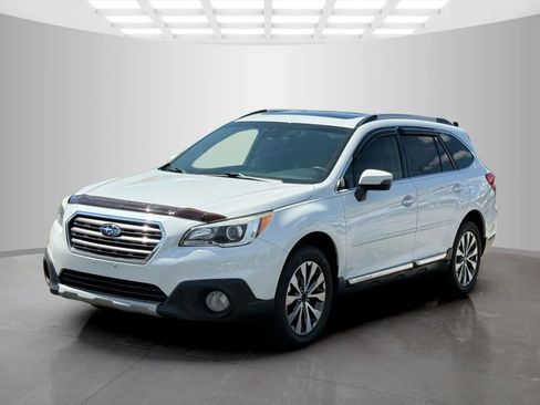 Used 2017 Subaru Outback 2.5i Touring image 9