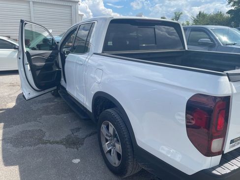 Used 2025 Honda Ridgeline RTL image 6